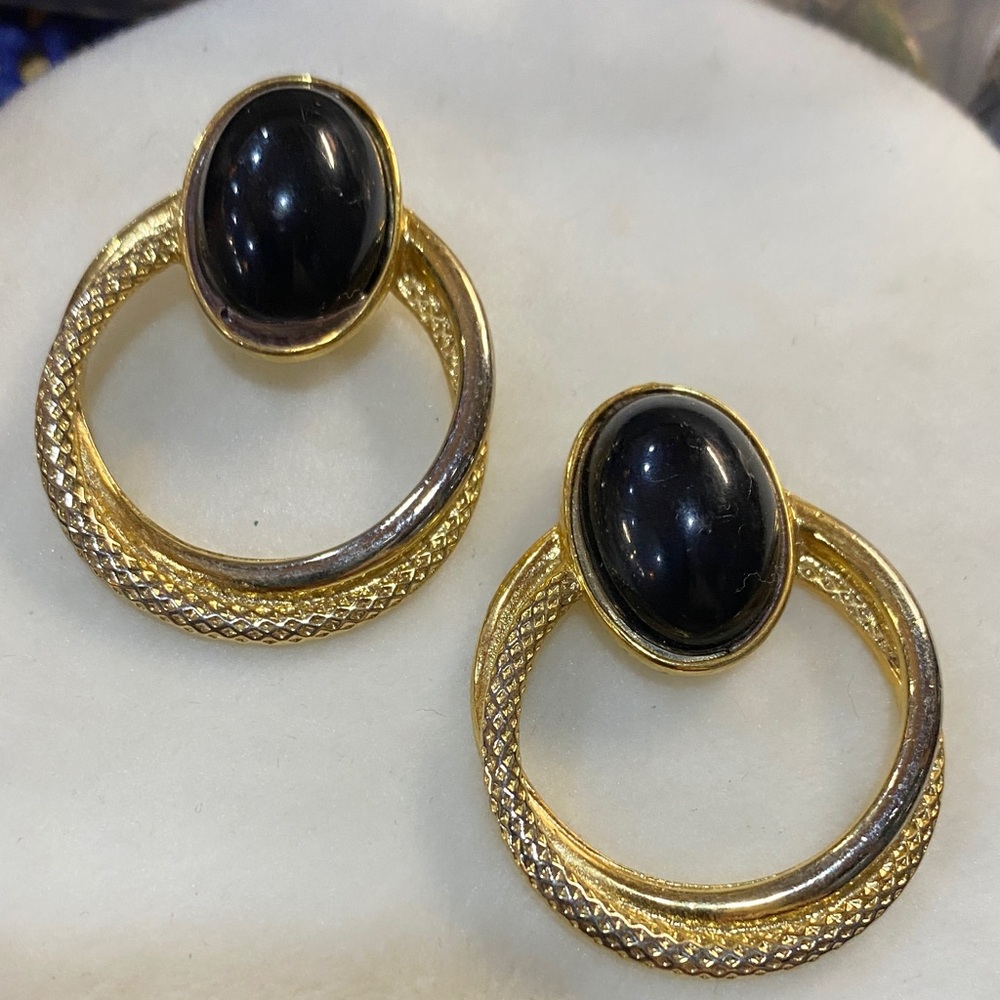 Vintage Black Oval Hoops - Picture 5 of 5